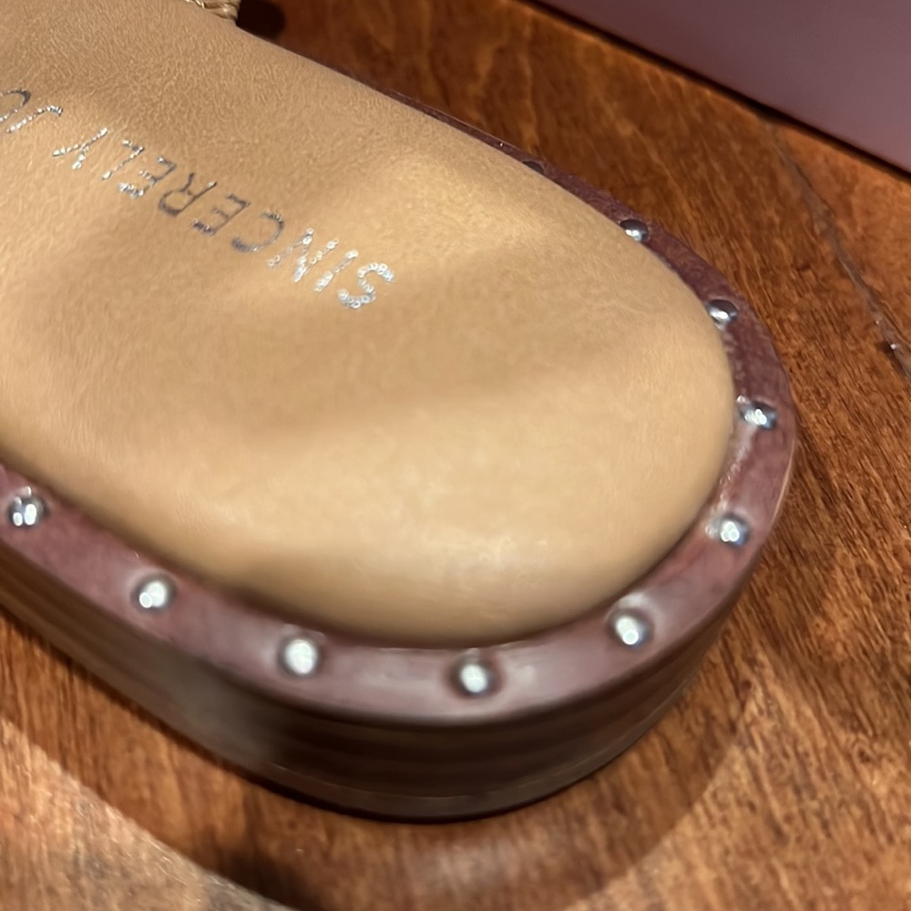 Sincerely Jules Ventura Tan Studded Gladiator Sandals Silver Ball Tan Slides 7.5 - Picture 15 of 17
